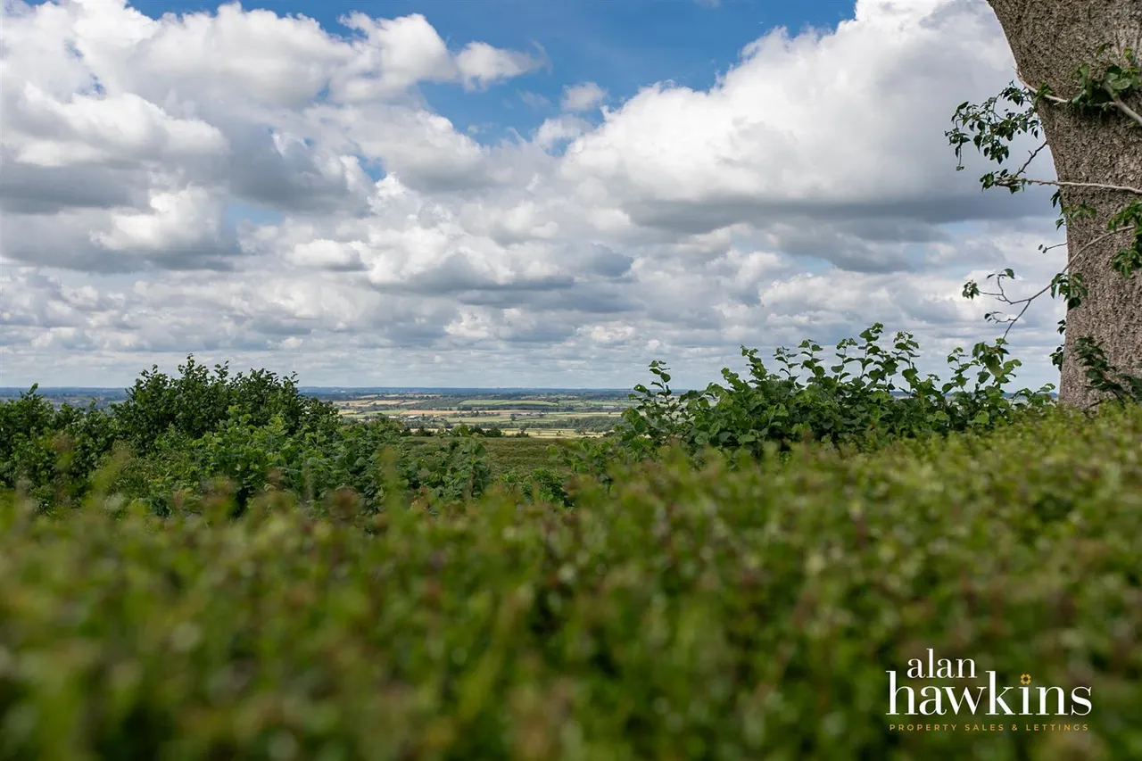 Lillybrook Estate, Bradenstoke, SN15, photo 19