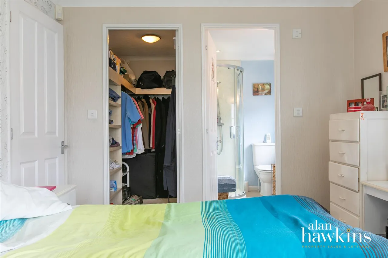 Lillybrook Estate, Bradenstoke, SN15, photo 13