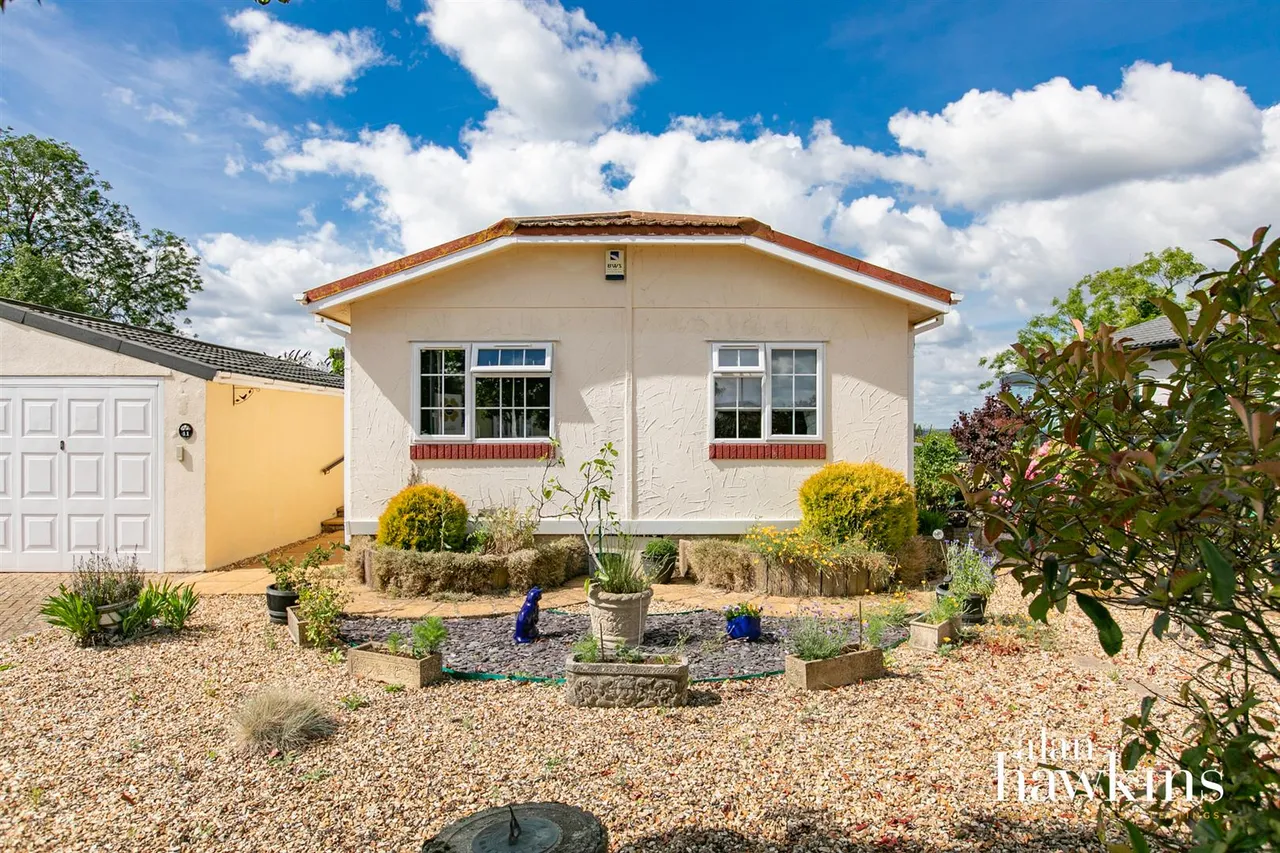 Lillybrook Estate, Bradenstoke, SN15, photo 30