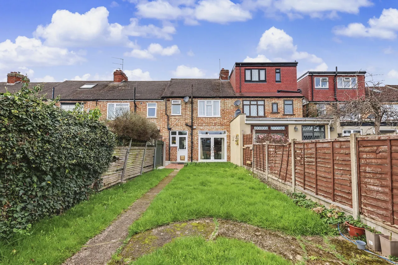 Tynemouth Drive, Enfield, EN1, photo 11