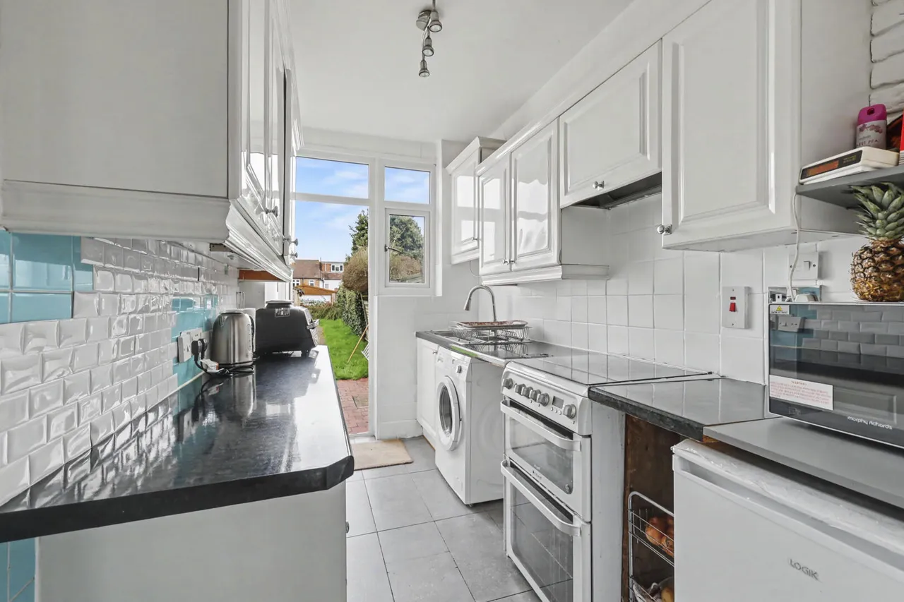 Tynemouth Drive, Enfield, EN1, photo 4