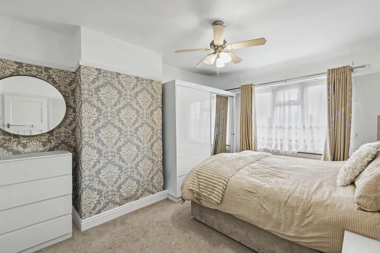Tynemouth Drive, Enfield, EN1, photo 14