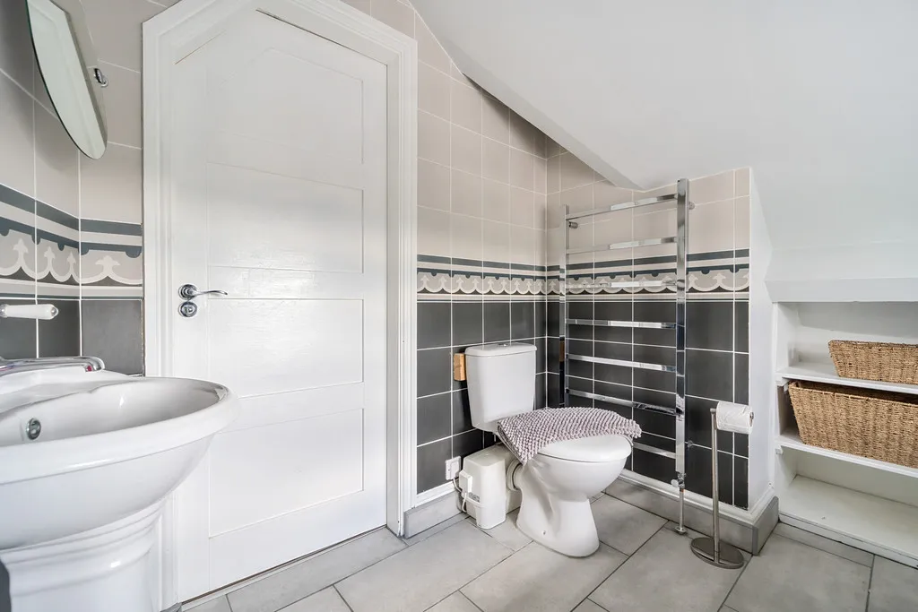 Lake Road, Bowness-on-Windermere, LA23, photo 21