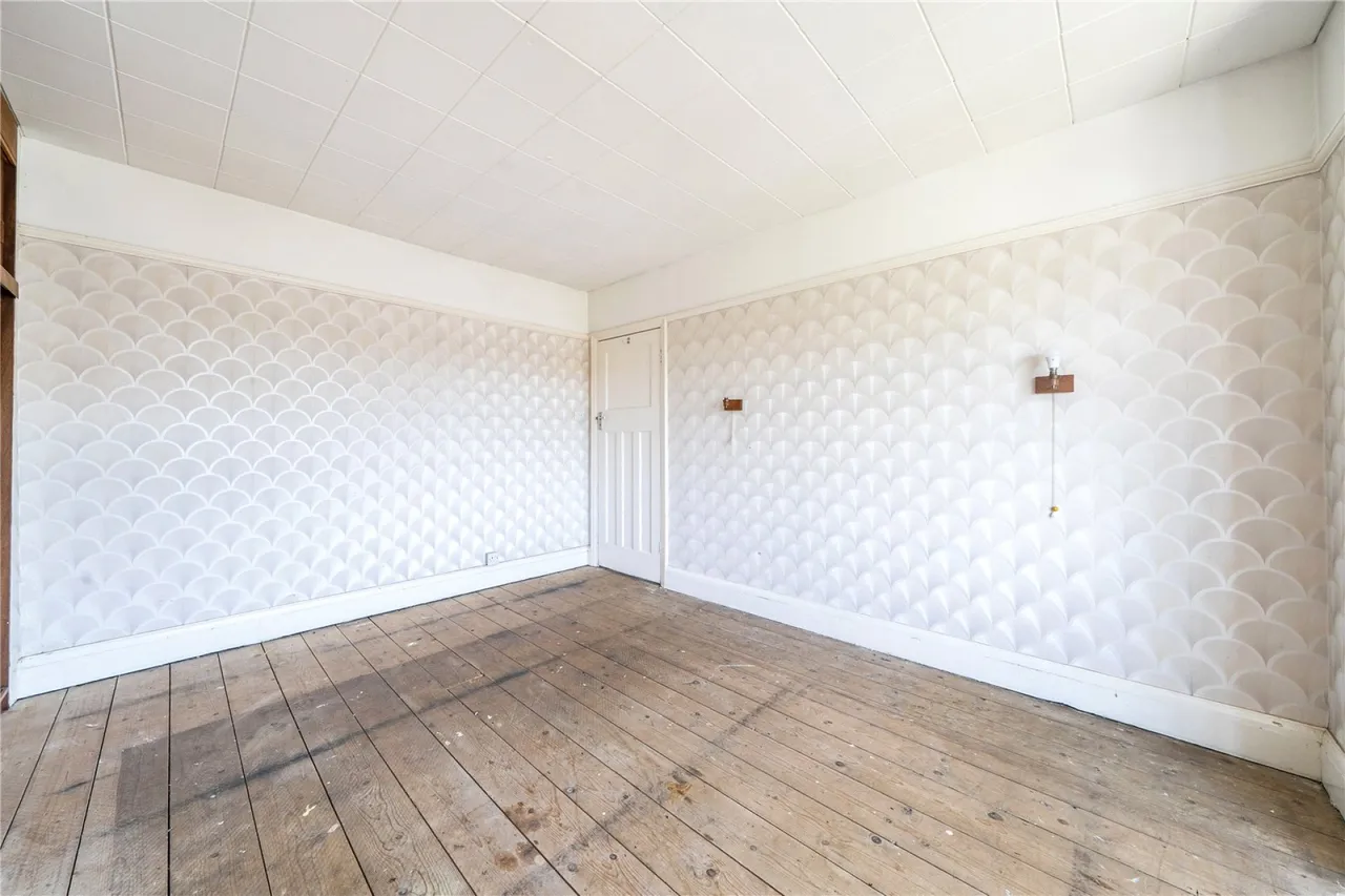Mead Road, Leckhampton, GL53, photo 18