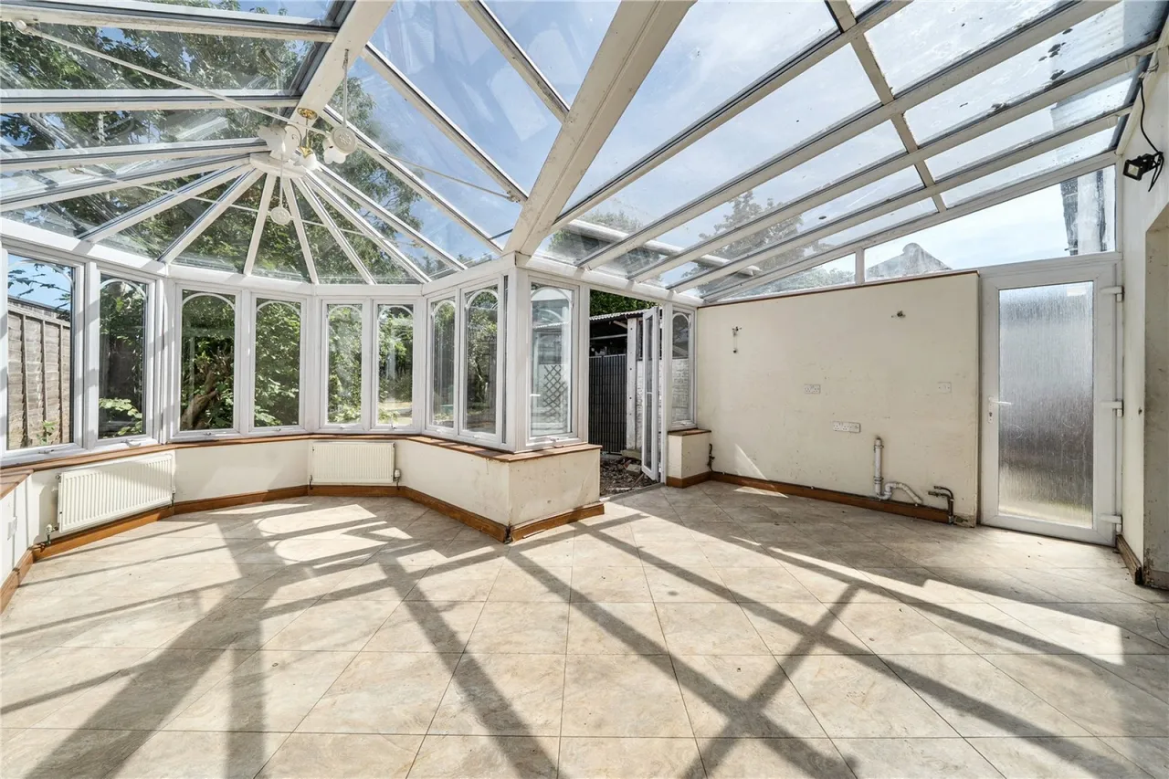 Mead Road, Leckhampton, GL53, photo 8