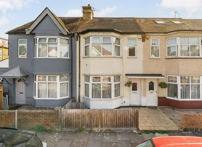 3 bed house for sale, Wroughton Terrace, Hendon, NW4