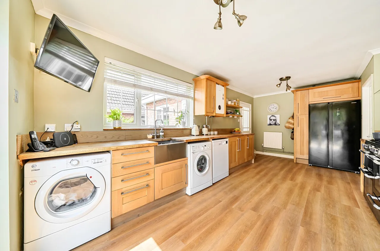 Station Road, Lyminge, CT18, photo 8