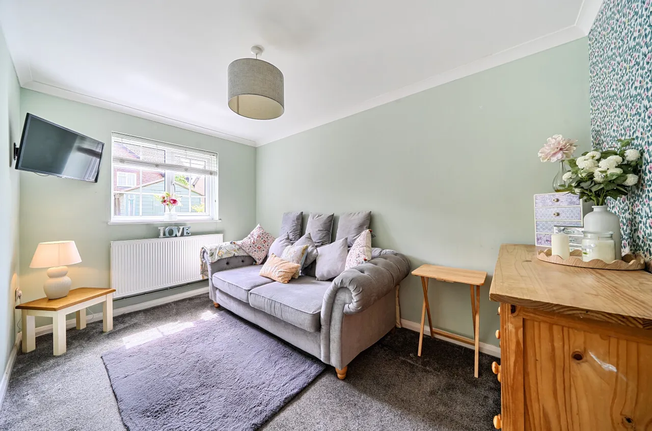 Station Road, Lyminge, CT18, photo 5