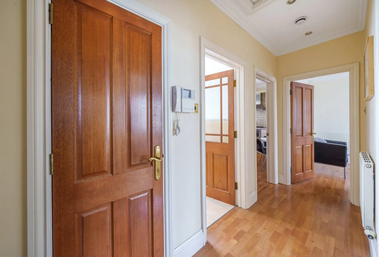 Douglas House, Gloucestershire, Vittoria Walk, GL50 1TL, photo 7