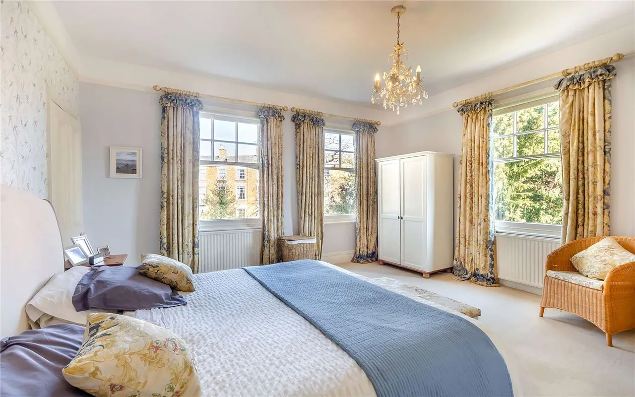 London Road, Newark, Nottinghamshire, NG24 1SB, photo 10