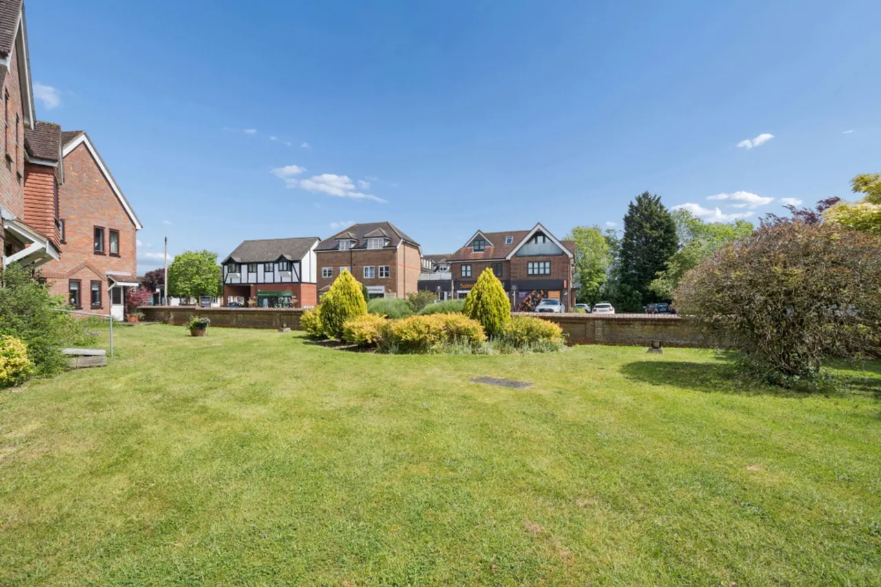 Giles Gate, Prestwood, HP16, photo 11
