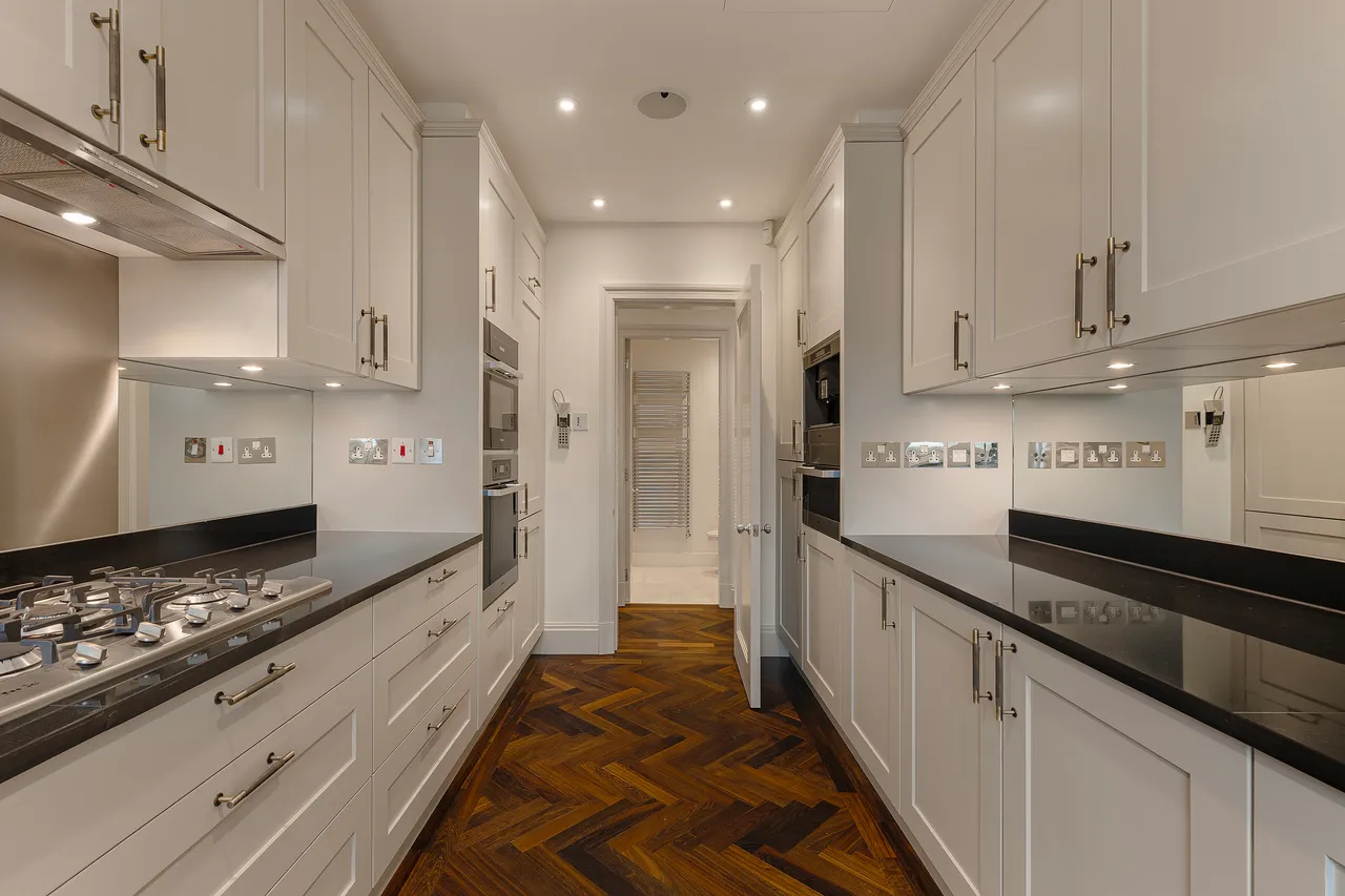 Eaton Square, Belgravia, London, photo 12