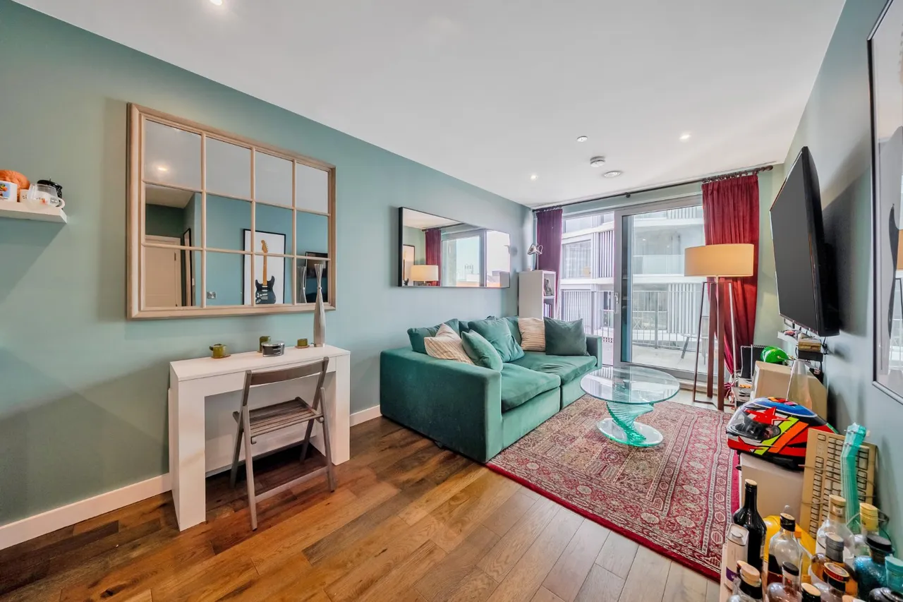 2 bed flat for sale — York Road, Battersea, London, SW11