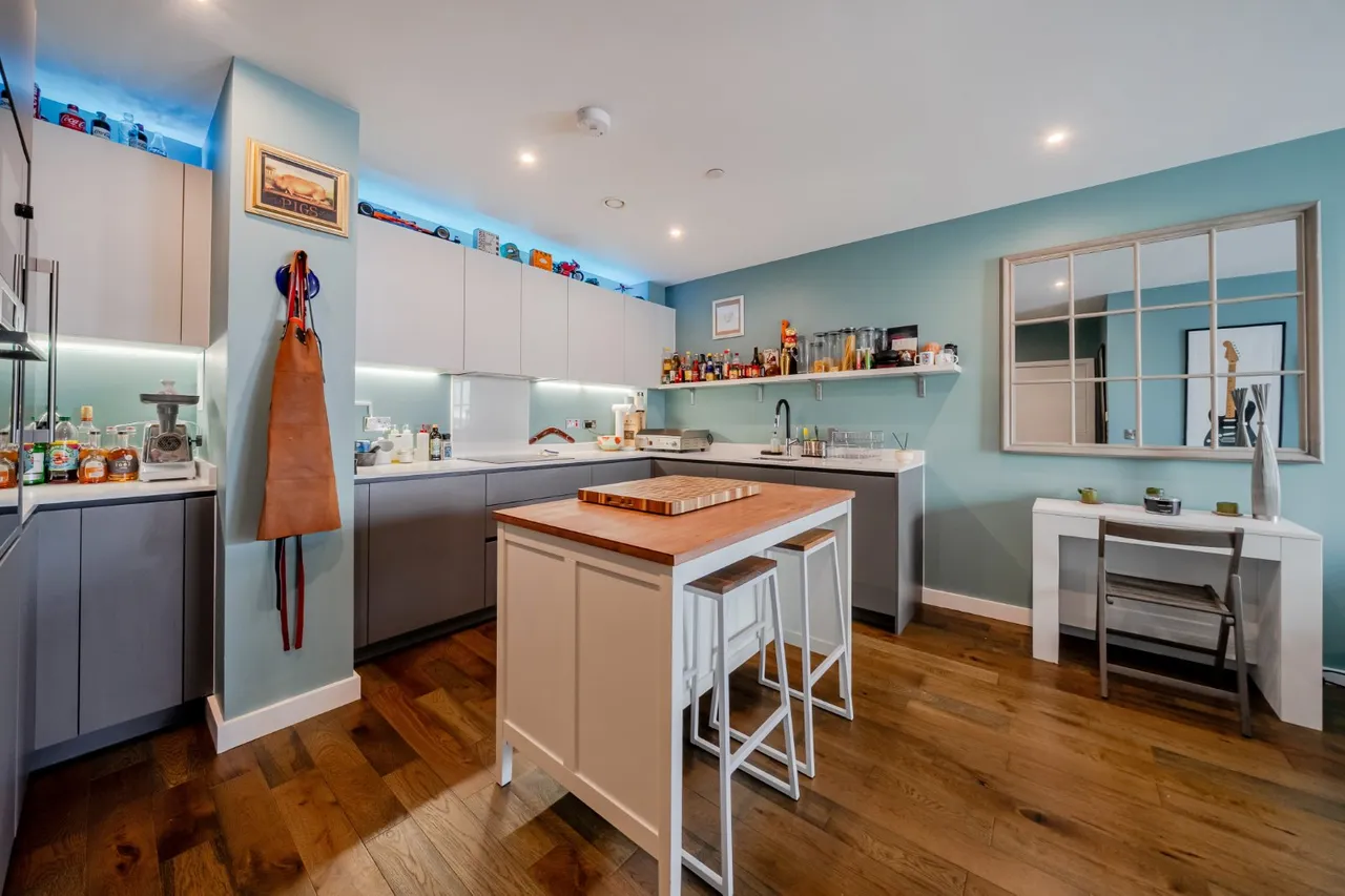 York Road, Battersea, London, SW11, photo 8