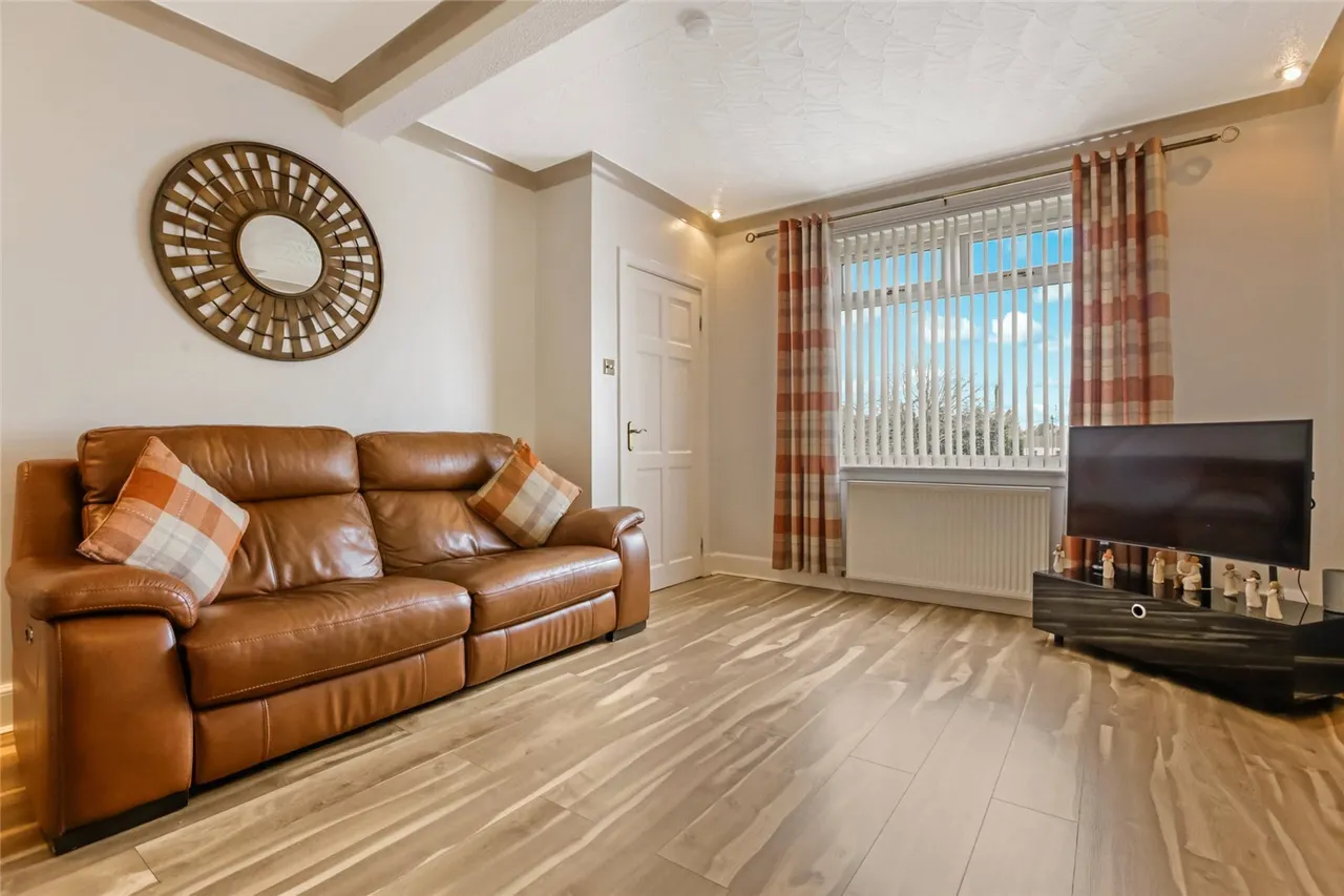 Curlinghaugh Crescent, Wishaw, North Lanarkshire, ML2, photo 2