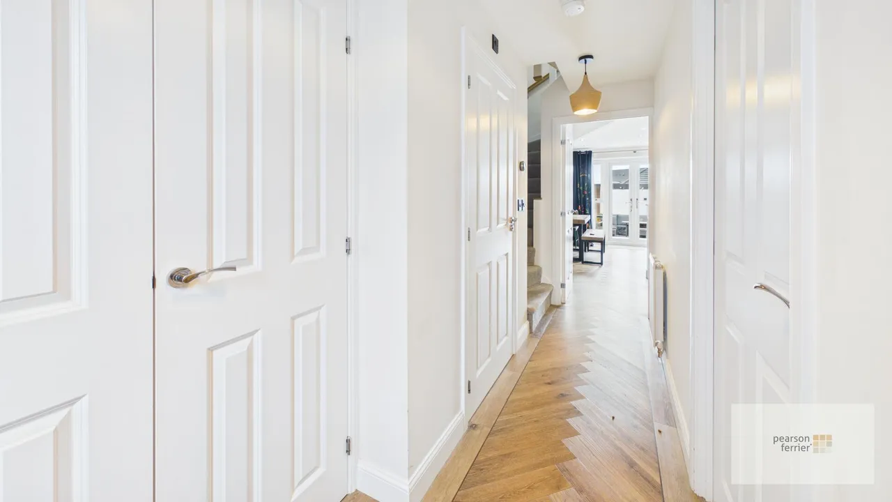 Clifford Drive, Bury, BL9, photo 9