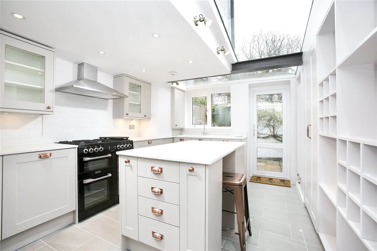 Victoria Cottages, Kew, TW9, photo 3