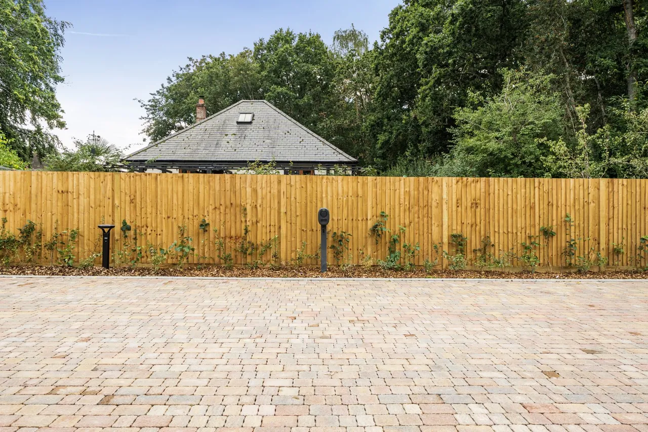 Malthouse Court, Langdown Lawn, SO45, photo 13