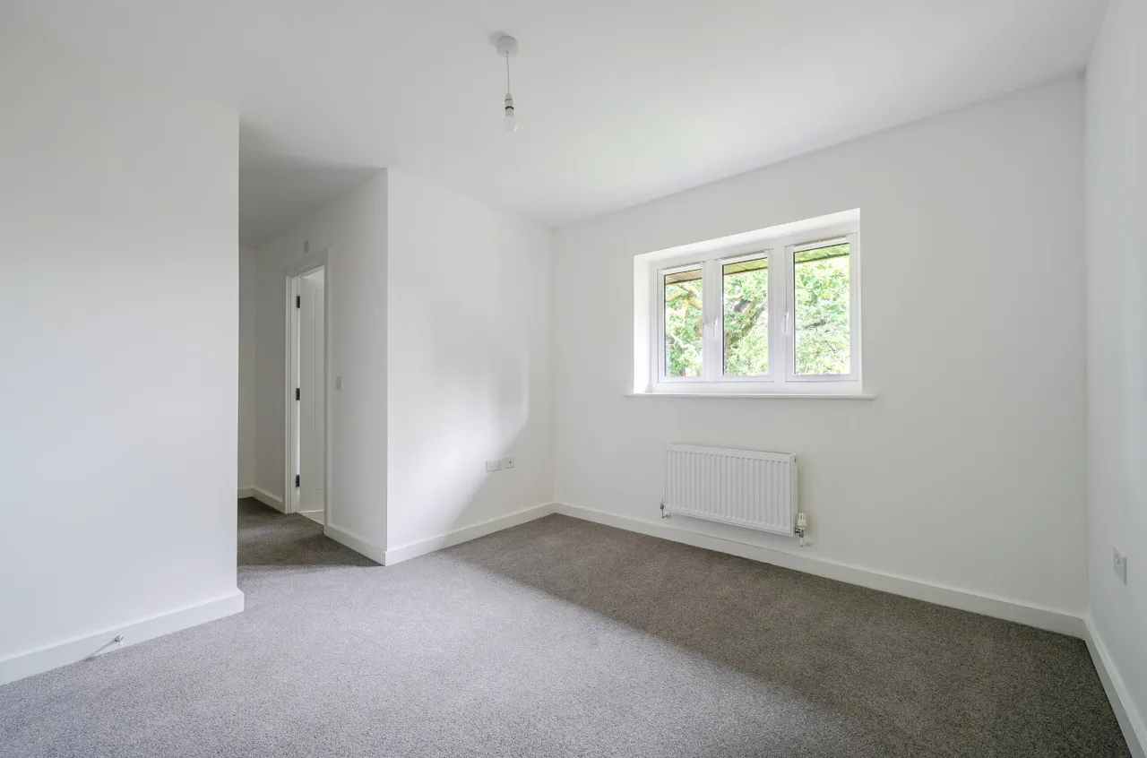 Malthouse Court, Langdown Lawn, SO45, photo 4