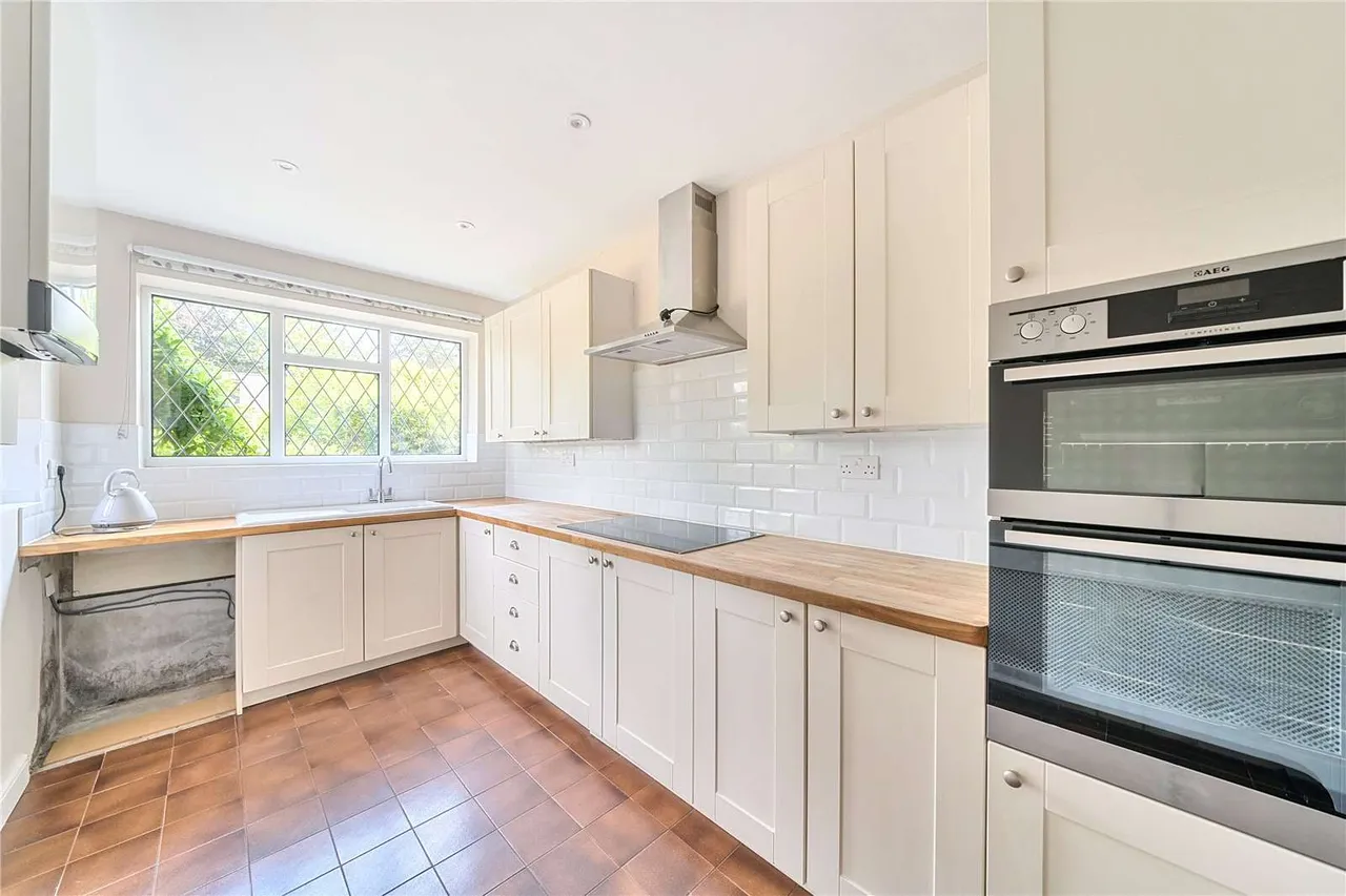 Greystone Park, Sundridge, Sevenoaks, Kent, TN14 6EB, photo 3