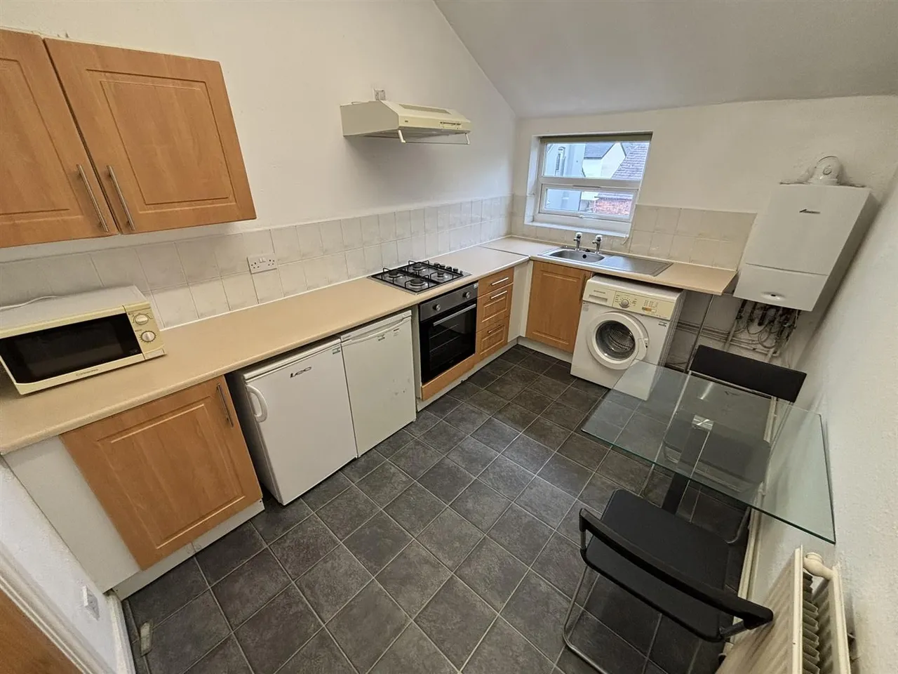 Grosvenor Road, Whalley Range, M16, photo 5