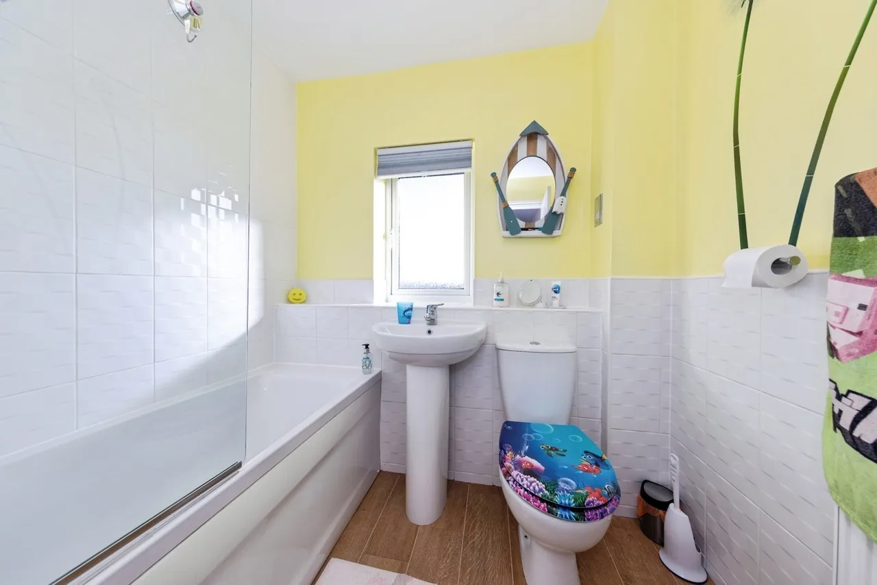Cefn Maes, St. Clears, SA33, photo 17