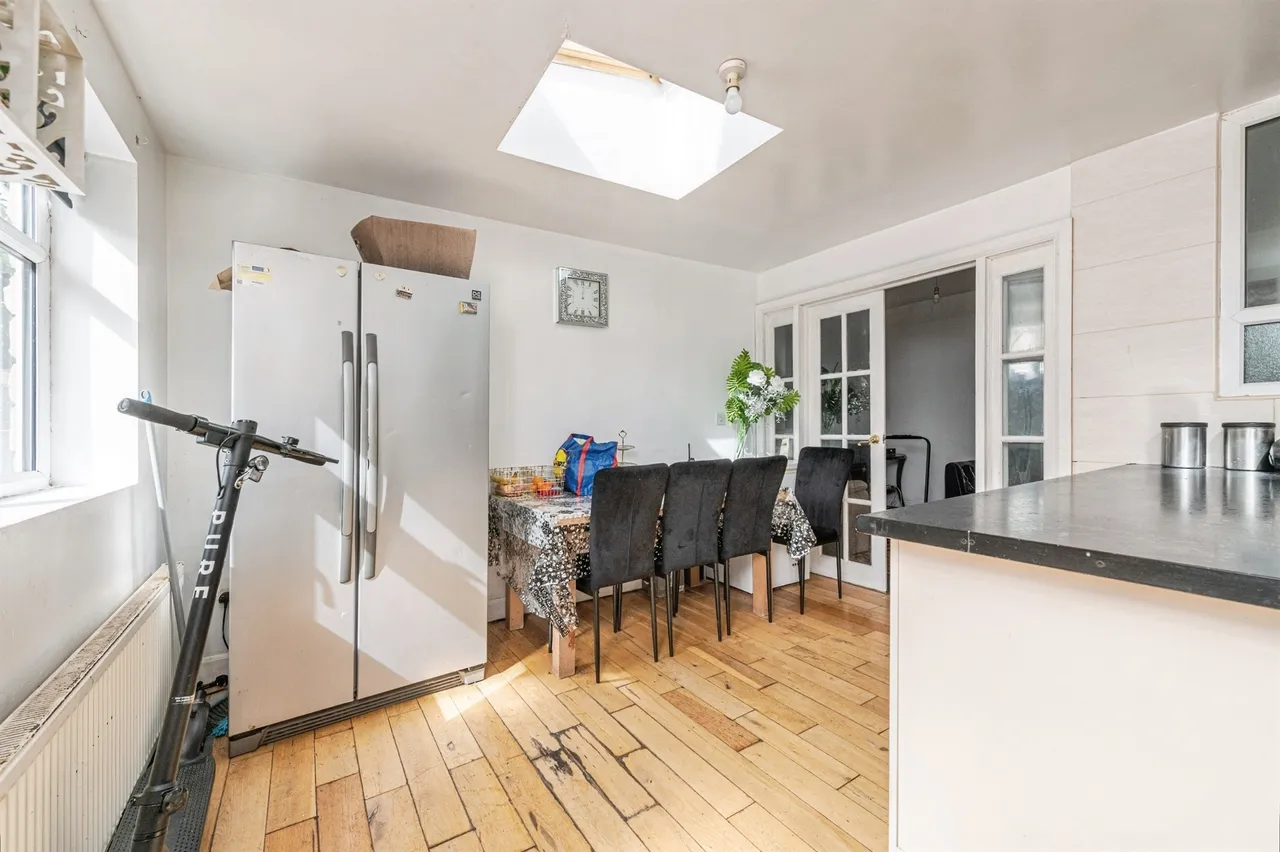 Tom Lane, Crosland Moor, HD4, photo 7