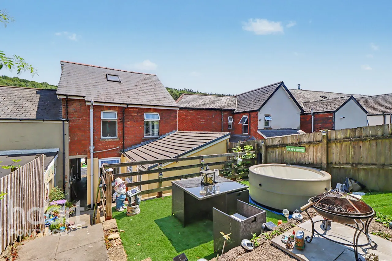 Ffrwd Road, Pontypool, NP4, photo 13