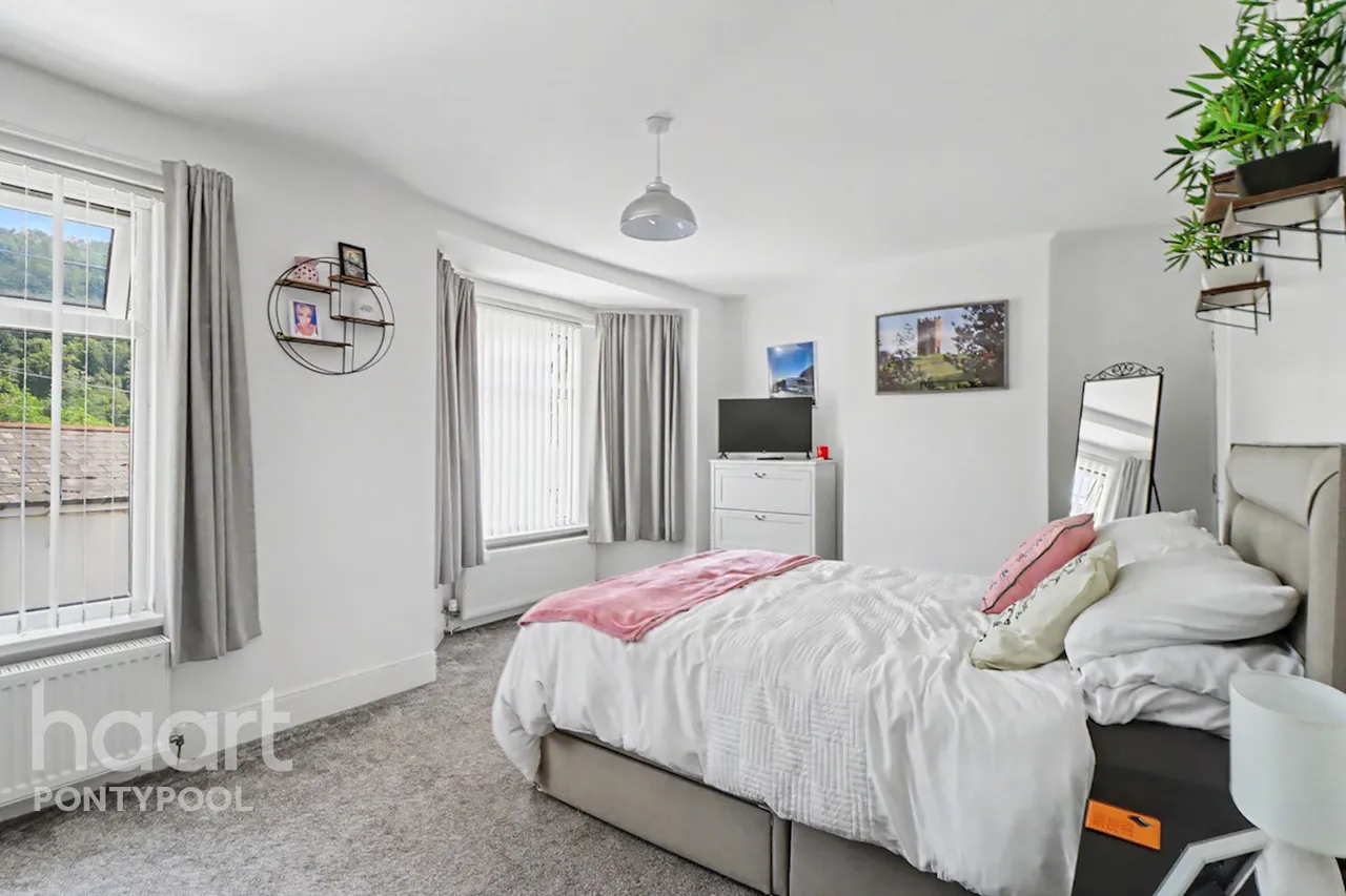 Ffrwd Road, Pontypool, NP4, photo 8
