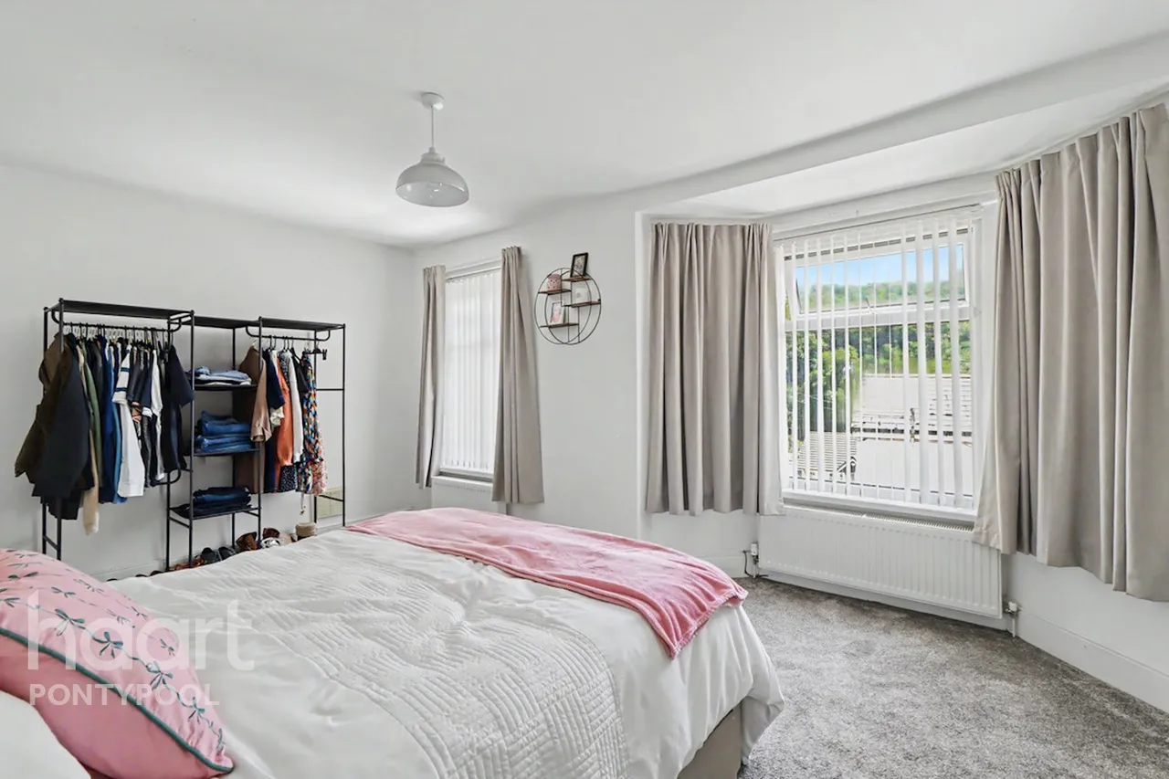 Ffrwd Road, Pontypool, NP4, photo 9