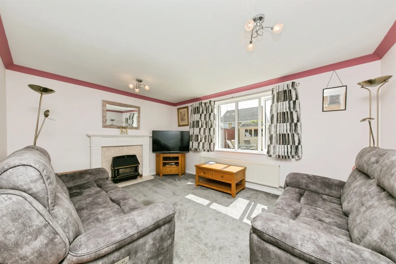 Wentworth Grove, Winsford, photo 3