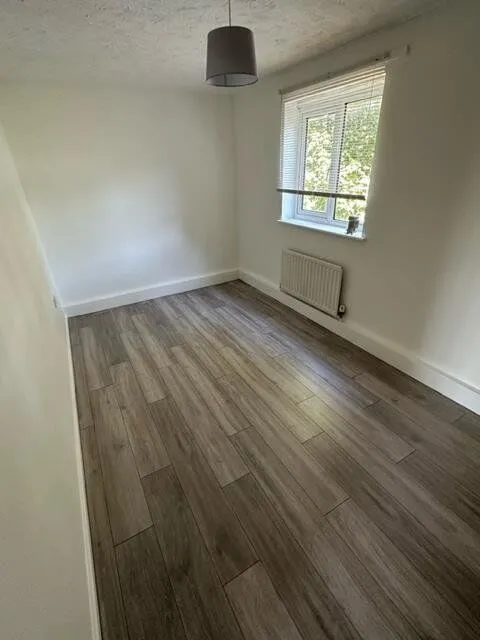 Connaught Road, London, E16, photo 6