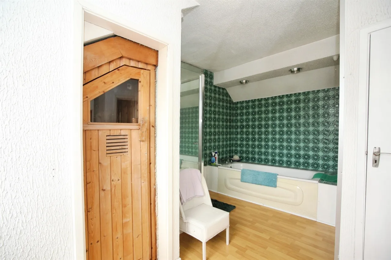 Sully Road, Penarth, CF64, photo 14