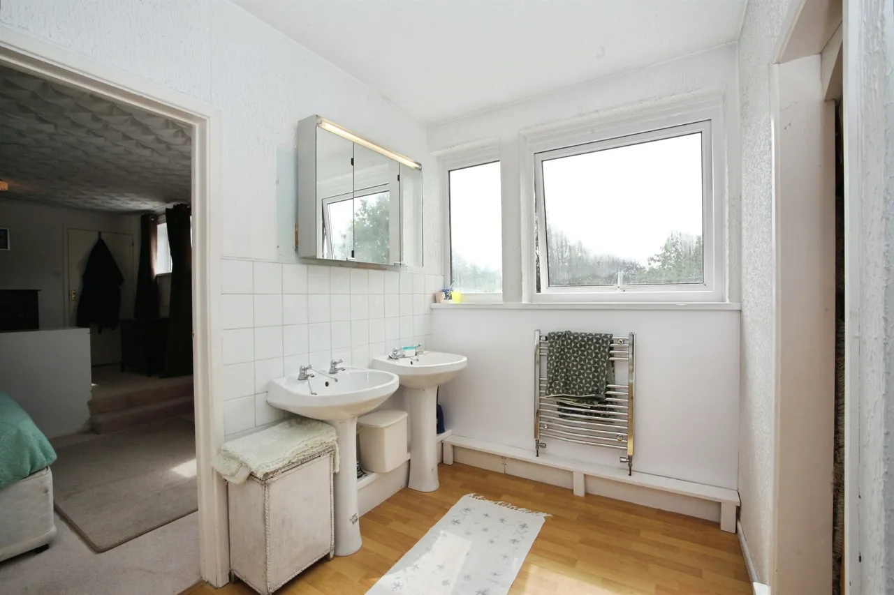Sully Road, Penarth, CF64, photo 13