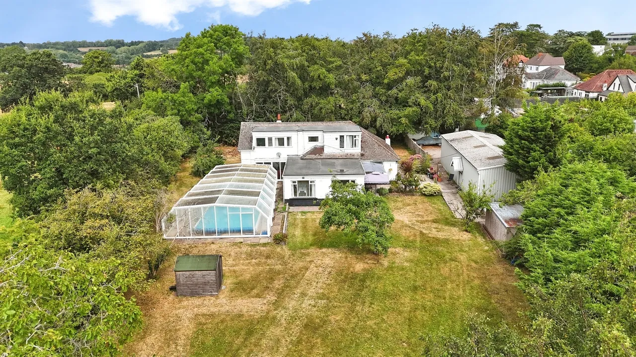Sully Road, Penarth, CF64, photo 20