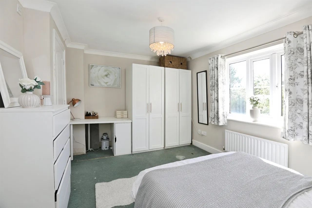 Tanbridge Park, Horsham, RH12, photo 9