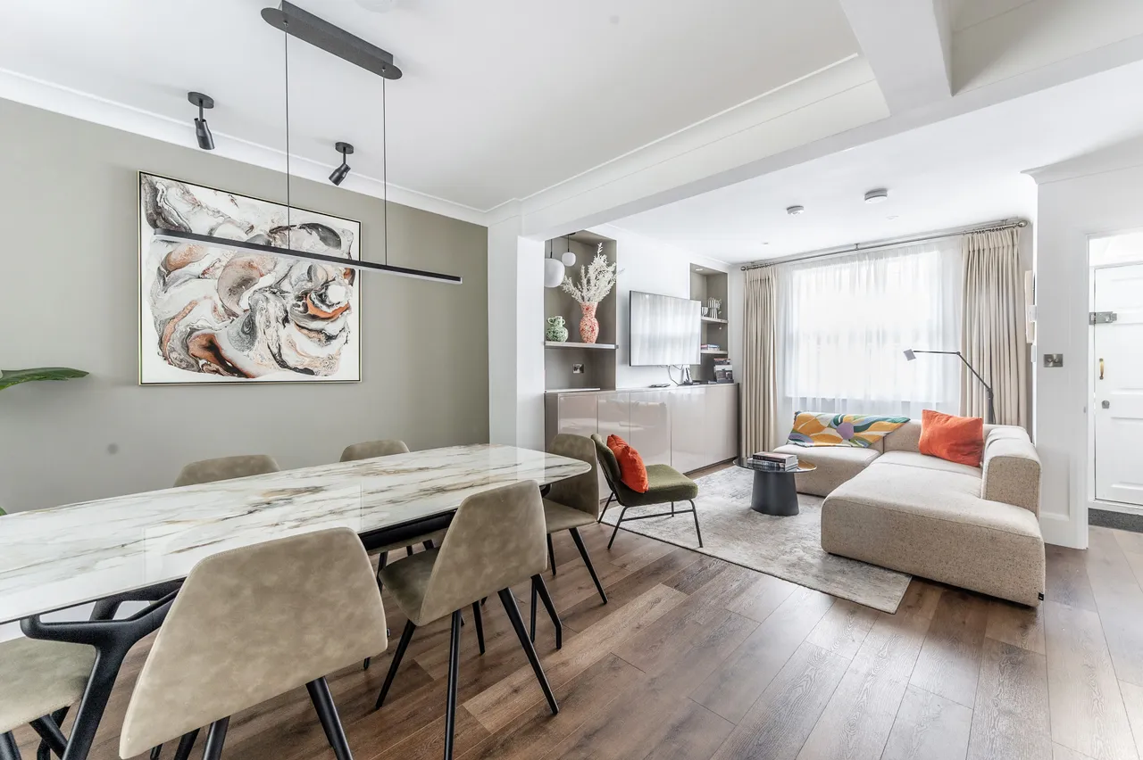 38 Cheval Place, London, photo 9