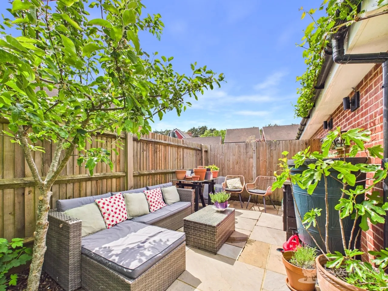Chandler Drive, Bordon, GU35, photo 8