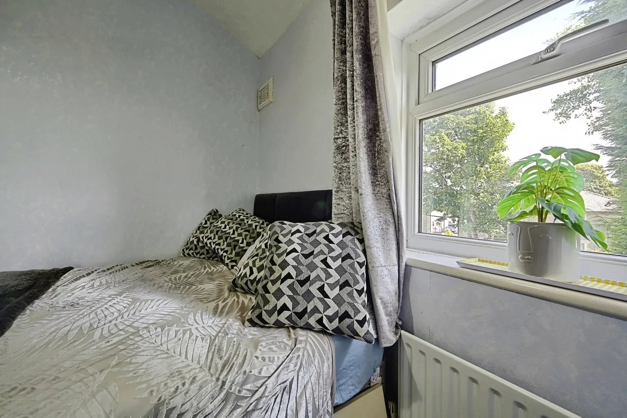 Constable Avenue, Burnley, Lancashire, BB11, photo 11