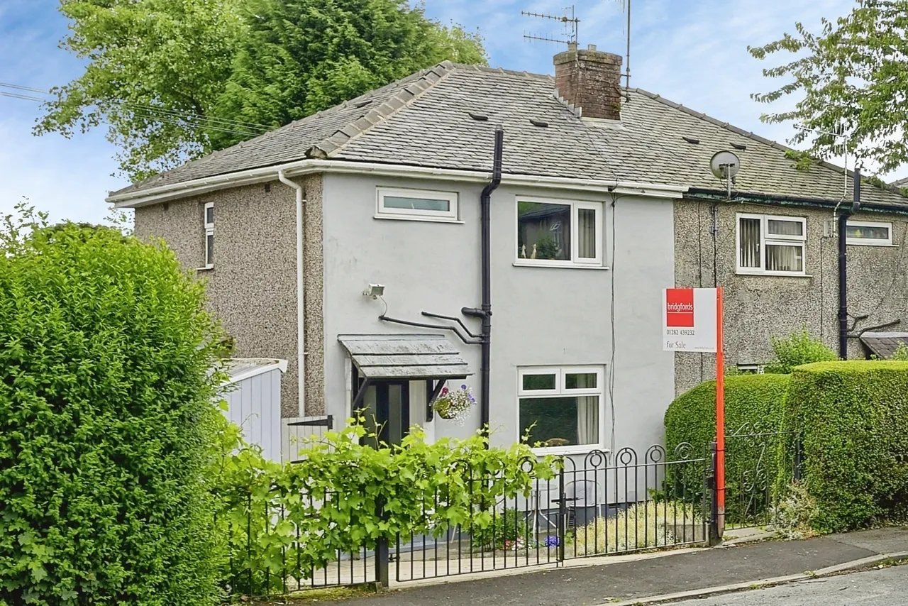 3 bed house for sale — Constable Avenue, Burnley, Lancashire, BB11