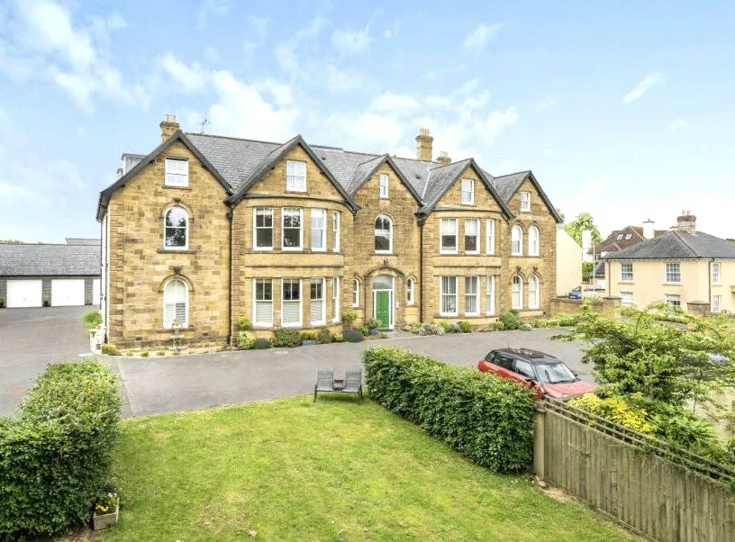 2 bed flat for sale — Balidon House, Balidon Place, Yeovil, Somerset, BA20 2FX