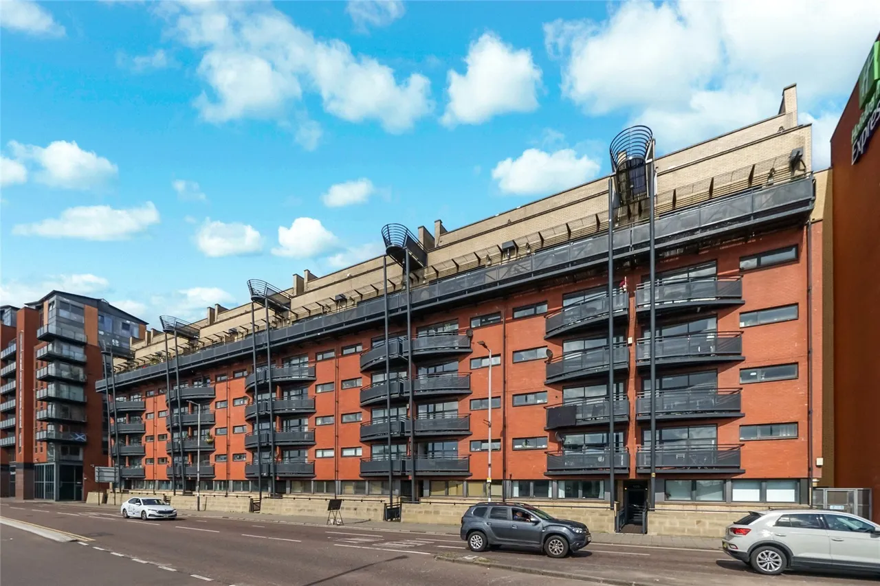 2 bed flat for sale, Clyde Street, Glasgow, G1