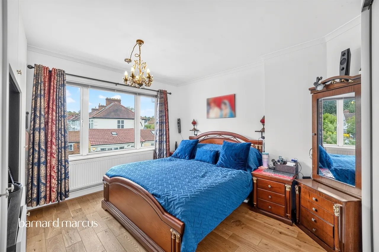 Dunbar Avenue, LONDON, photo 10