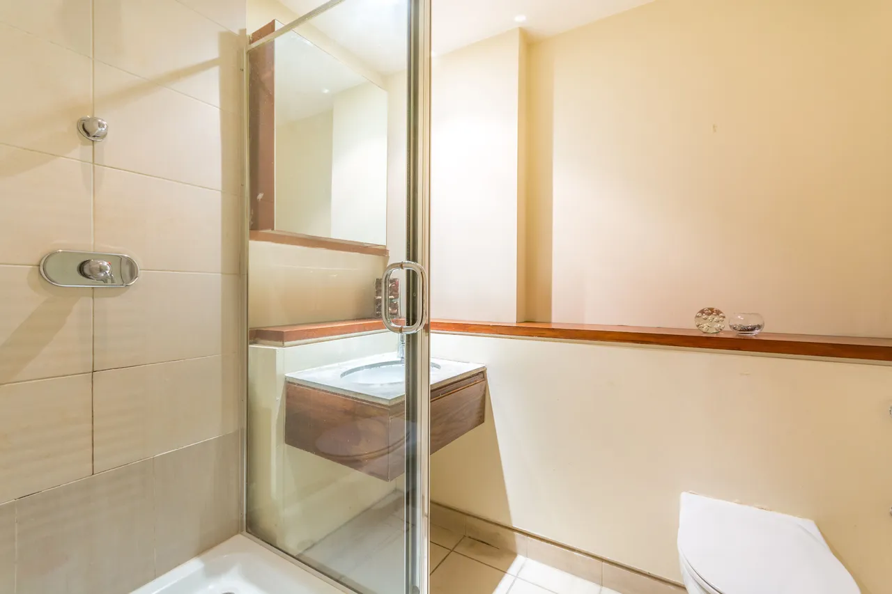 205 Balmoral Apartments, 2 Praed Street, London, photo 5