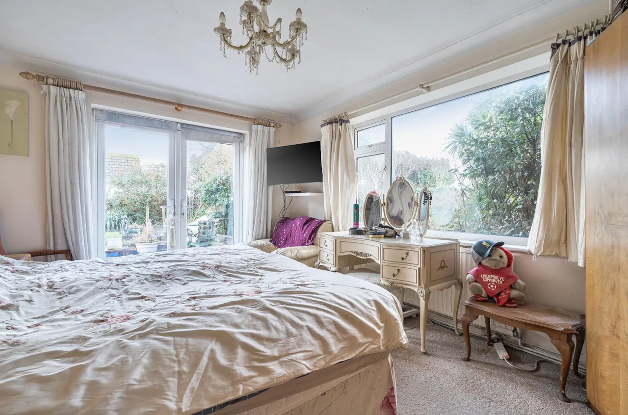 Southcote Avenue, West Wittering, PO20, photo 13
