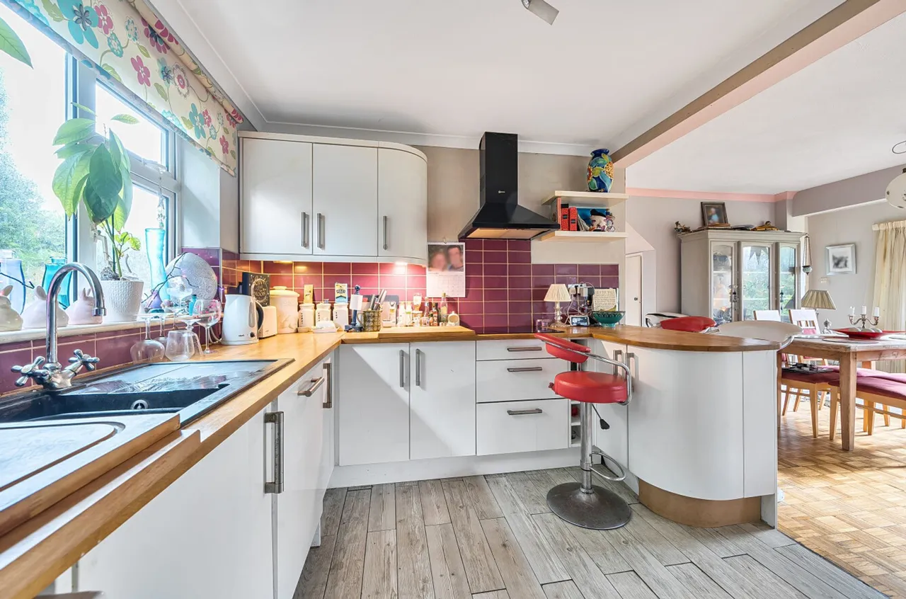 Southcote Avenue, West Wittering, PO20, photo 2