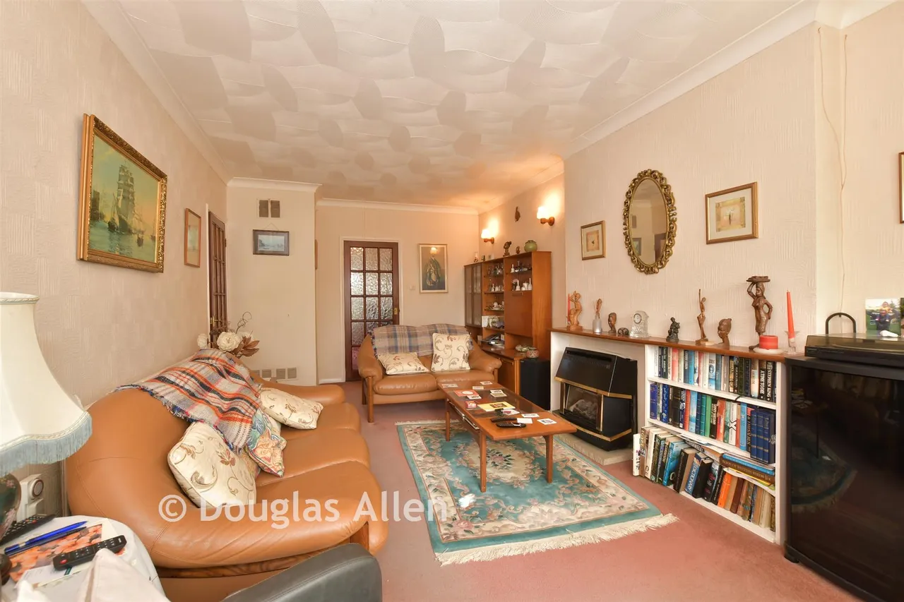 Cromwell Avenue, Billericay, CM12, photo 7