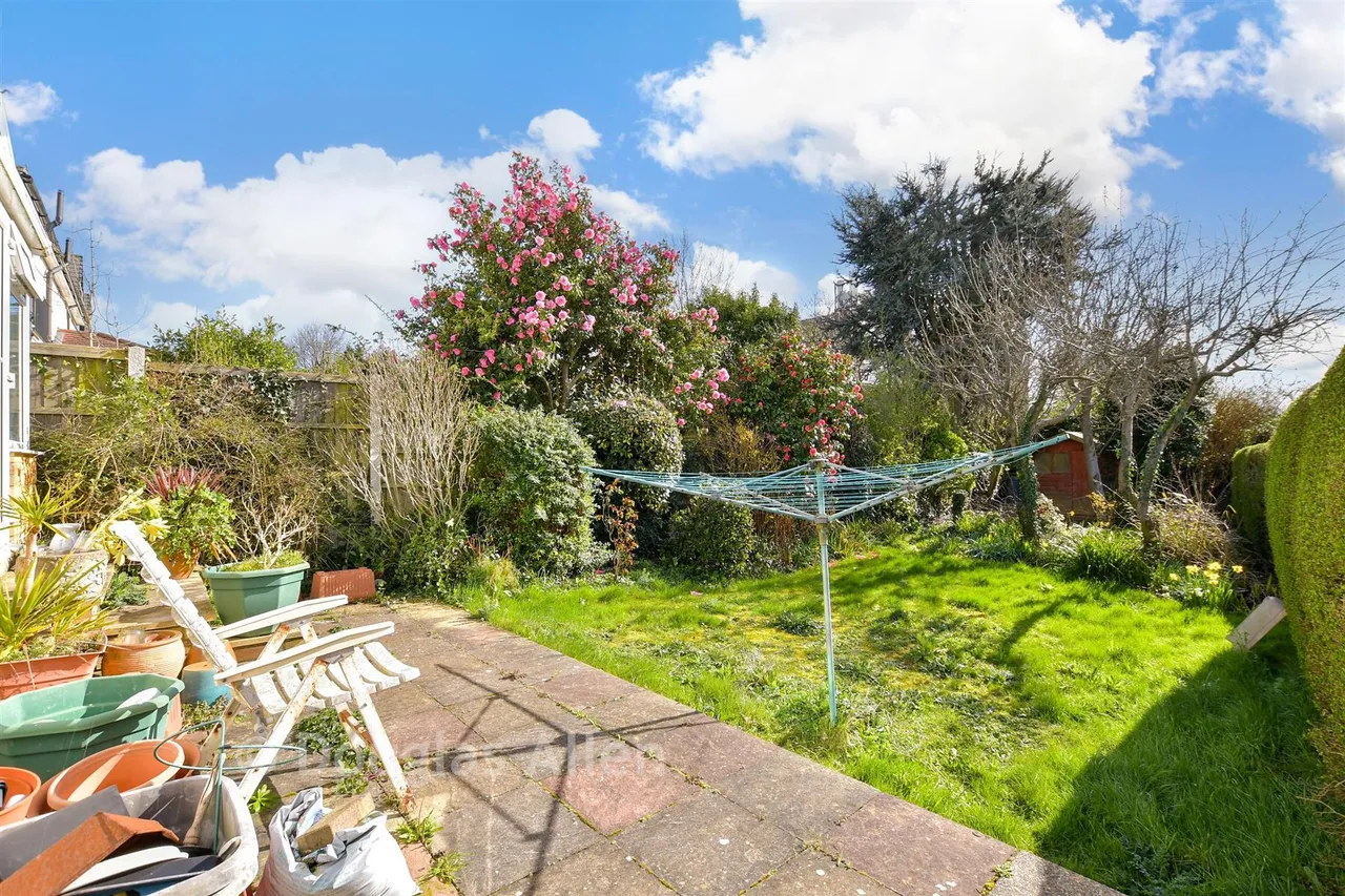 Cromwell Avenue, Billericay, CM12, photo 13