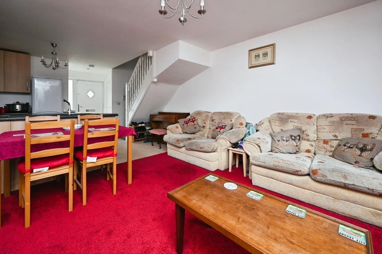 The Fields, Rainworth, Nottinghamshire, NG21, photo 5