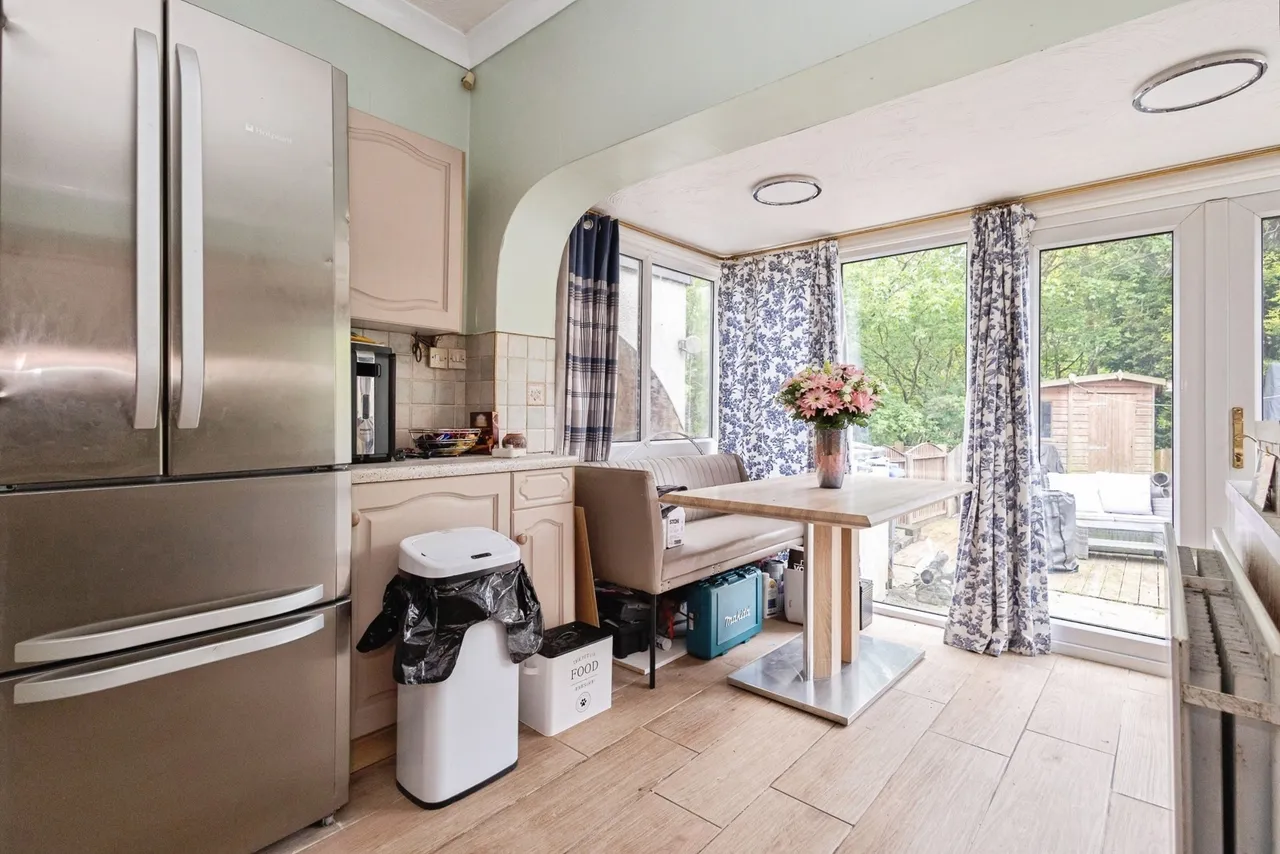 Dingle Terrace, ASHTON-UNDER-LYNE, Lancashire, OL6, photo 9